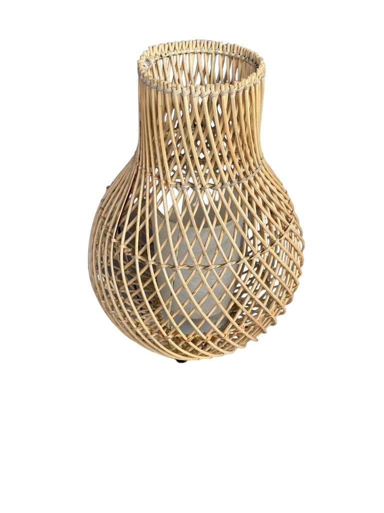 Medium Stand Rattan Lampshade